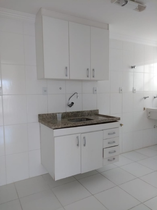 Apartamento para alugar com 3 quartos, 92m² - Foto 7