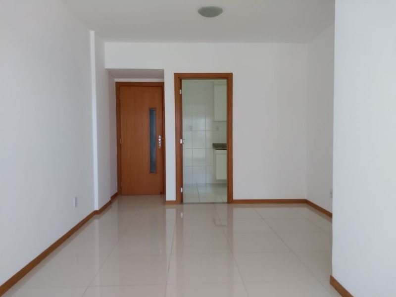 Apartamento para alugar com 3 quartos, 92m² - Foto 4