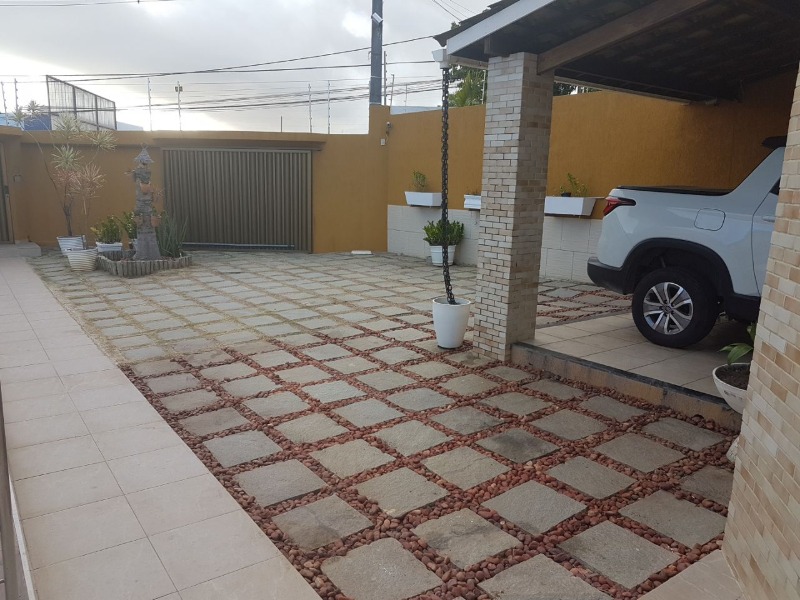 Casa para alugar com 4 quartos, 420m² - Foto 7