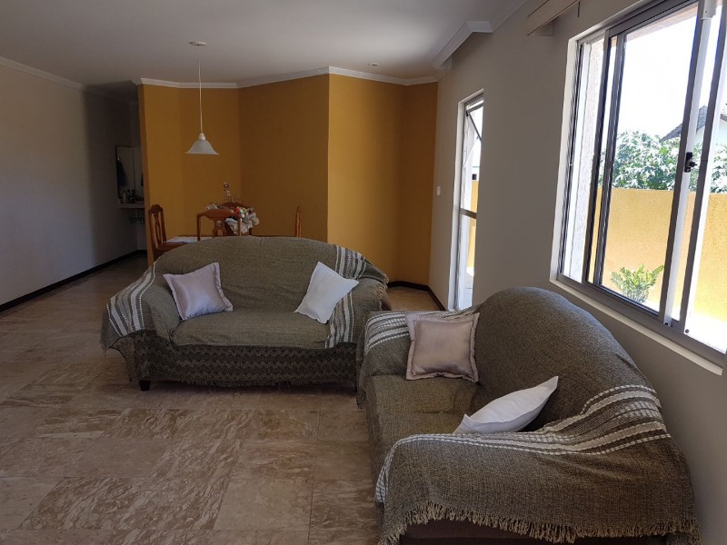 Casa para alugar com 4 quartos, 420m² - Foto 8