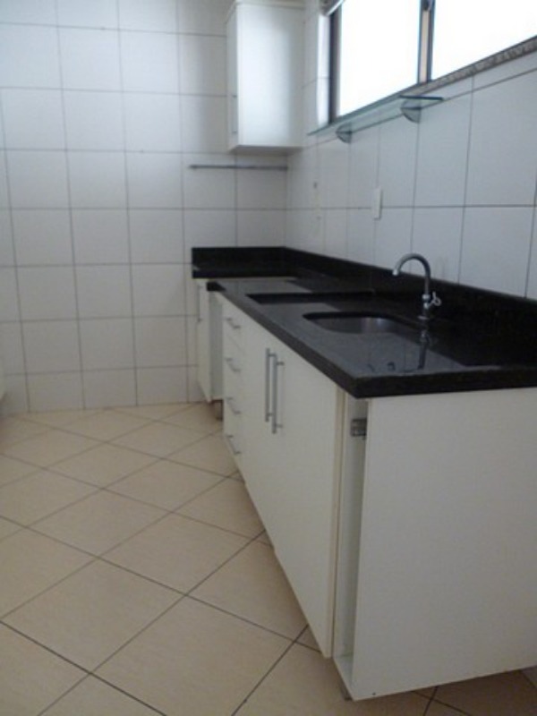 Casa para alugar com 3 quartos, 150m² - Foto 15