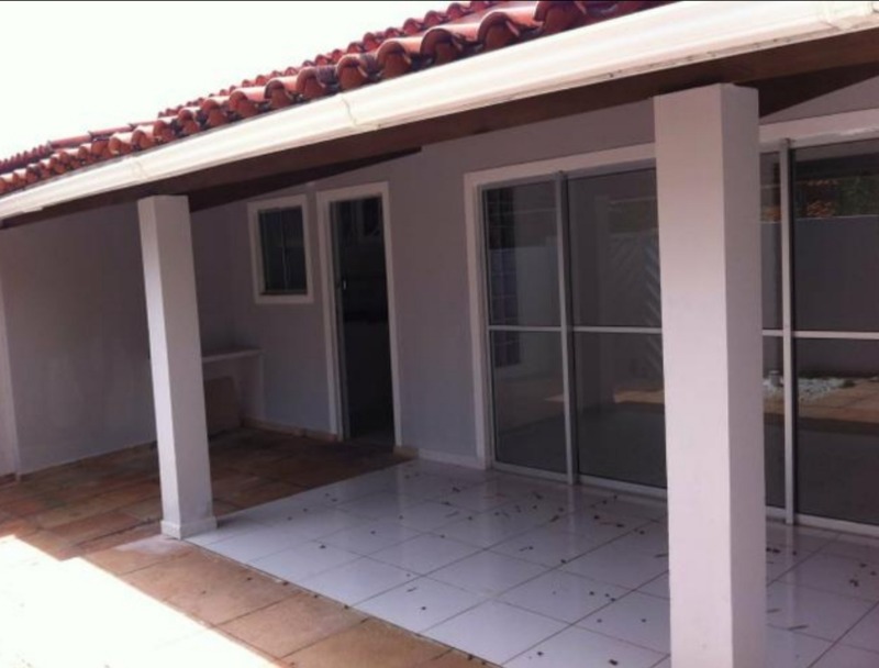 Casa à venda com 3 quartos - Foto 3