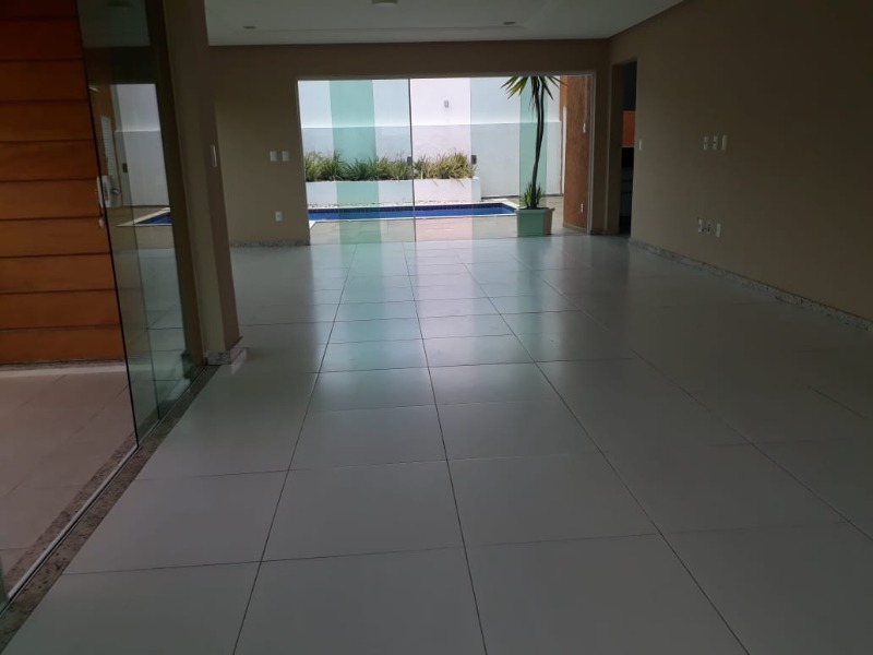 Casa para alugar com 4 quartos, 300m² - Foto 9