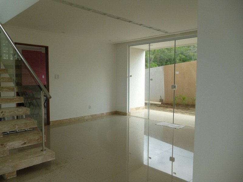 Casa para alugar com 4 quartos - Foto 4