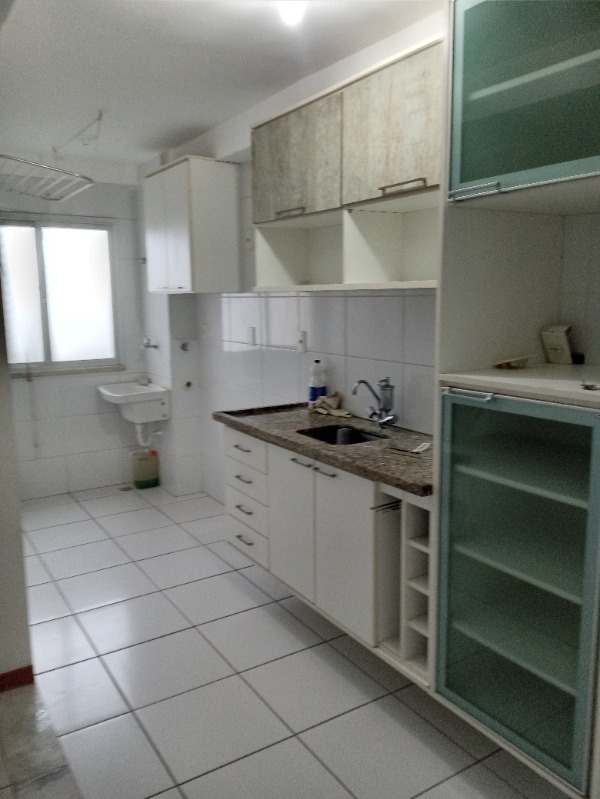 Apartamento para alugar com 2 quartos, 70m² - Foto 8