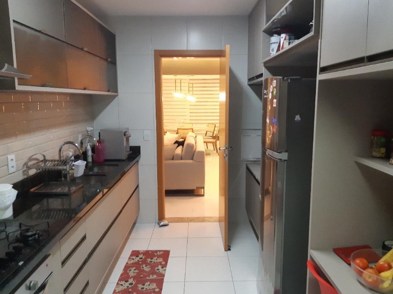 Apartamento à venda com 4 quartos, 156m² - Foto 5