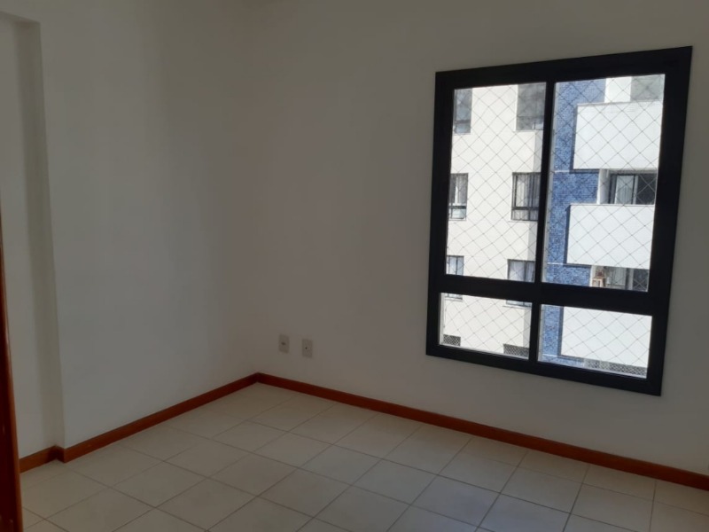 Apartamento para alugar com 3 quartos, 75m² - Foto 11