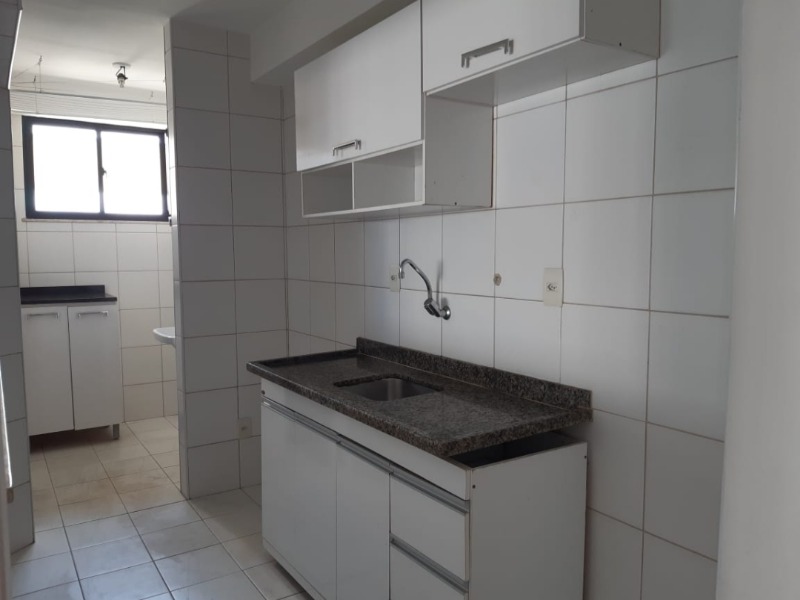 Apartamento para alugar com 3 quartos, 75m² - Foto 7