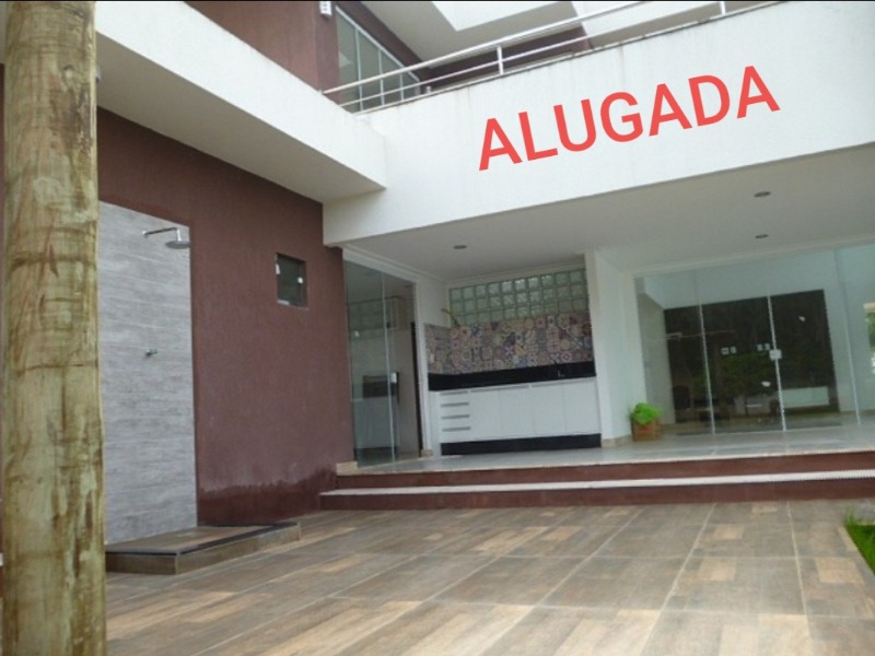 Casa para alugar com 4 quartos - Foto 1