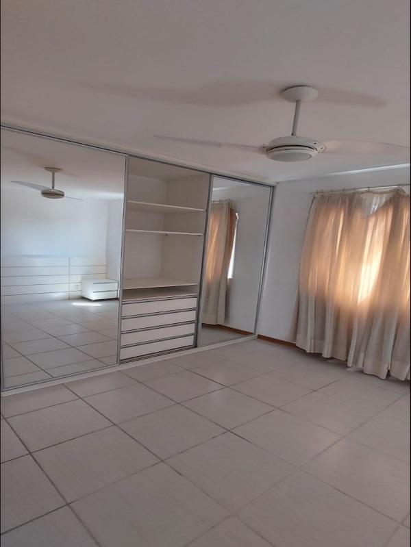 Apartamento para alugar com 3 quartos, 95m² - Foto 10