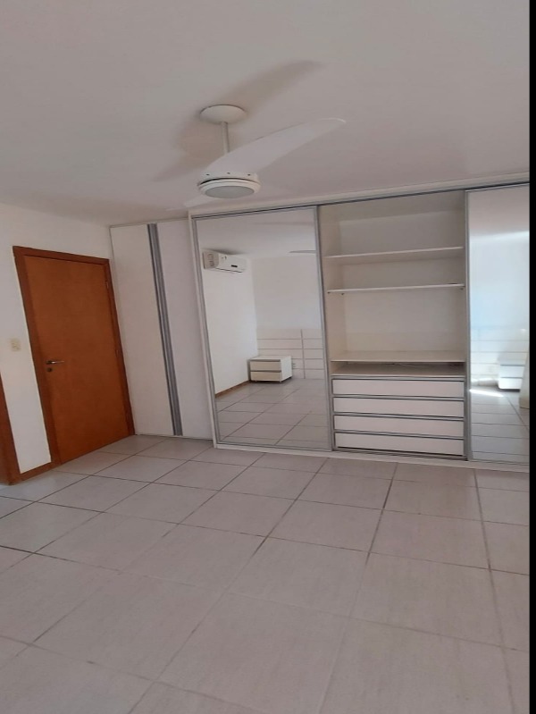 Apartamento para alugar com 3 quartos, 95m² - Foto 9