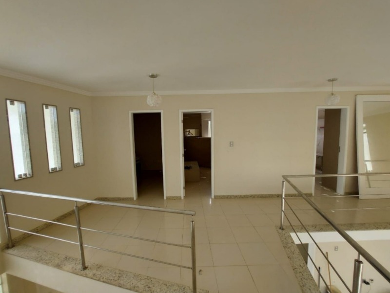 Casa para alugar com 5 quartos, 1350m² - Foto 21