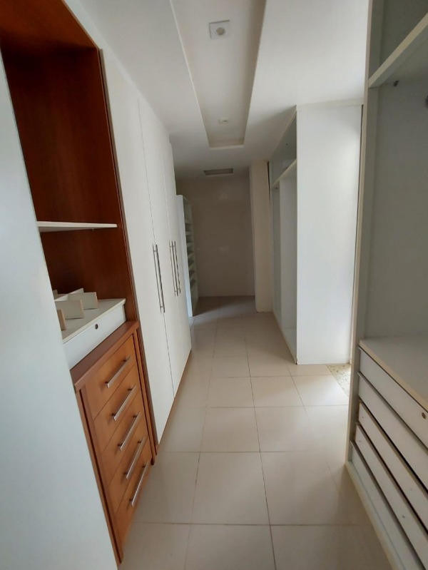 Casa para alugar com 5 quartos, 1350m² - Foto 28