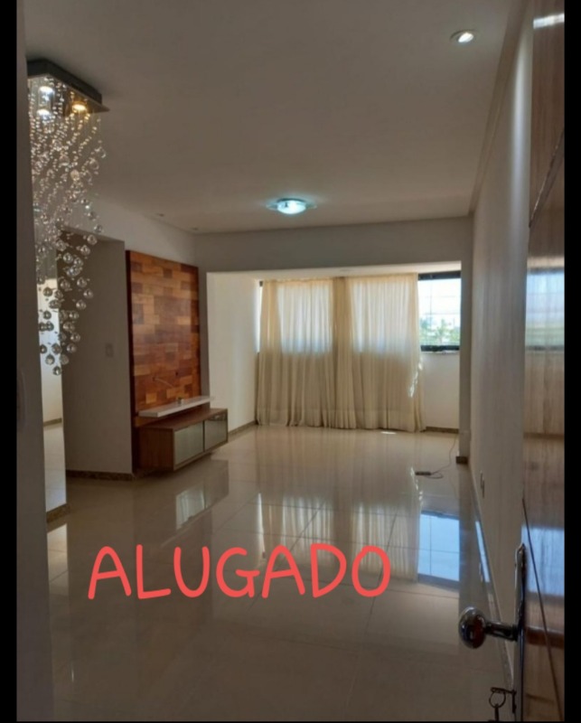 Apartamento para alugar com 3 quartos, 80m² - Foto 1