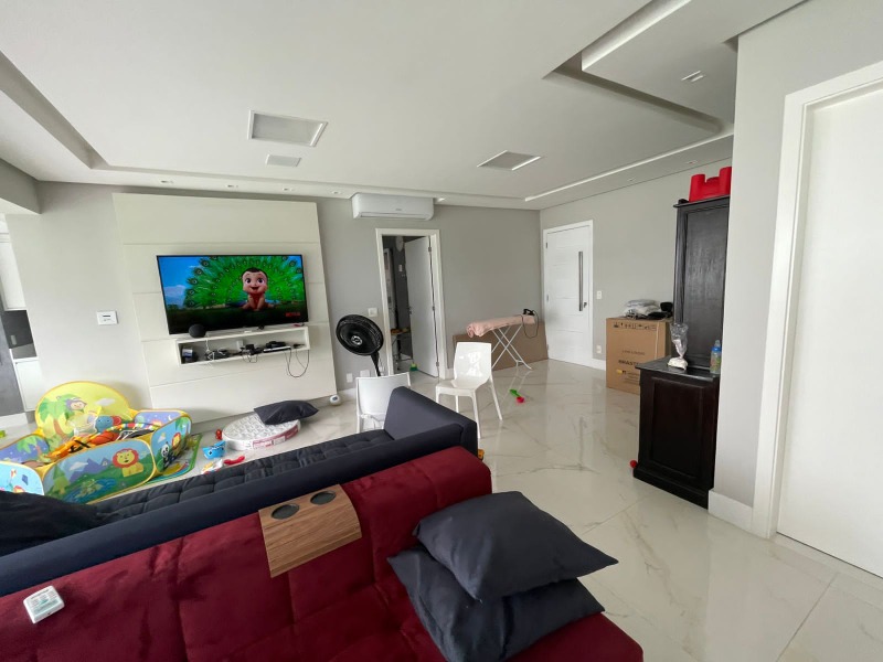 Apartamento à venda com 3 quartos, 134m² - Foto 5