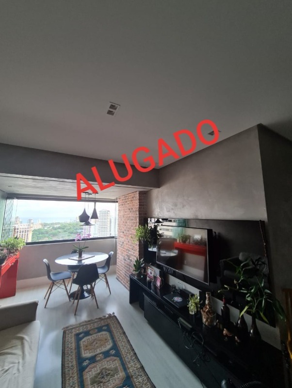 Apartamento para alugar com 3 quartos, 90m² - Foto 1