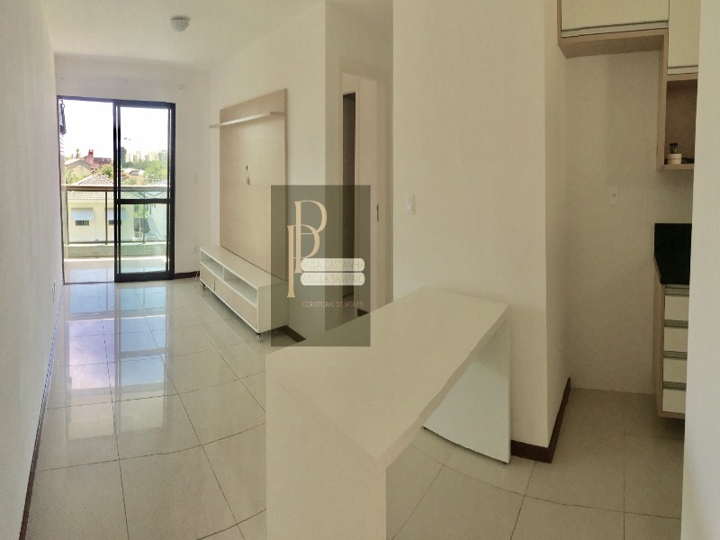 Apartamento para alugar com 2 quartos, 70m² - Foto 1