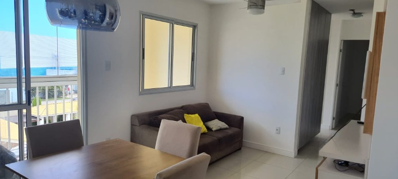 Apartamento para alugar com 3 quartos, 75m² - Foto 1