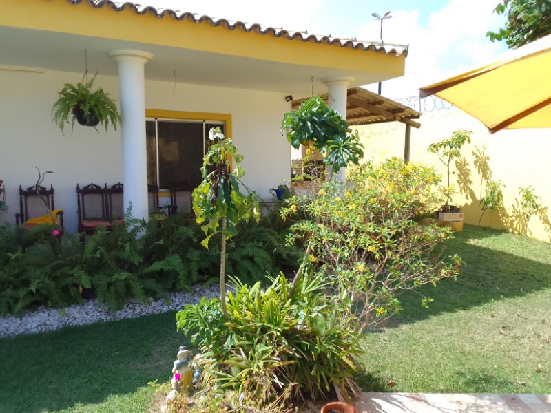 Casa à venda e aluguel com 3 quartos, 200m² - Foto 5