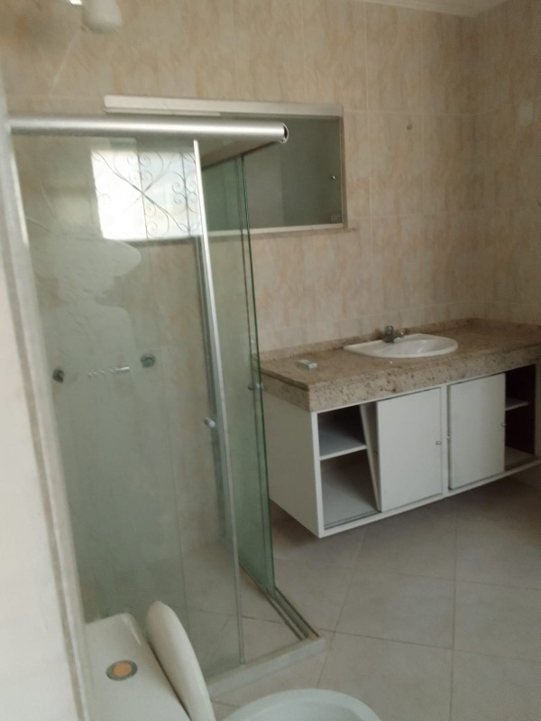 Casa à venda e aluguel com 3 quartos, 200m² - Foto 36