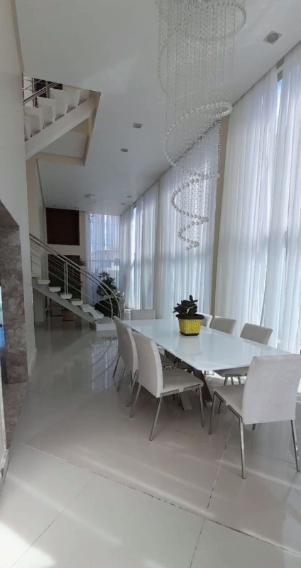 Casa para alugar com 5 quartos, 400m² - Foto 6