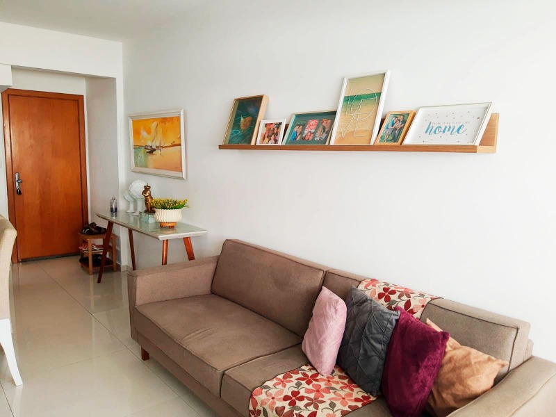 Apartamento à venda com 3 quartos, 75m² - Foto 3