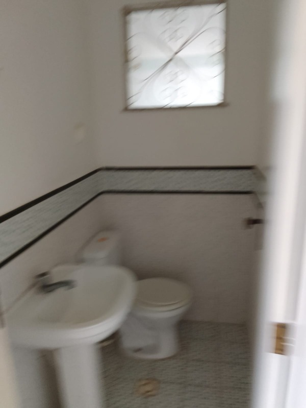 Casa à venda e aluguel com 3 quartos, 200m² - Foto 17