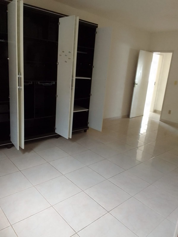 Casa à venda e aluguel com 3 quartos, 200m² - Foto 27