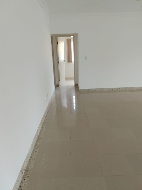 Casa à venda e aluguel com 3 quartos, 200m² - Foto 23