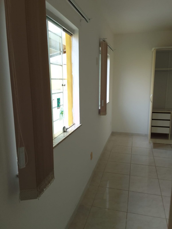 Casa à venda e aluguel com 3 quartos, 200m² - Foto 32