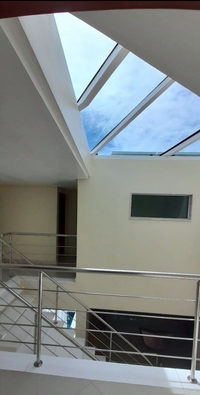 Casa para alugar com 5 quartos, 400m² - Foto 14