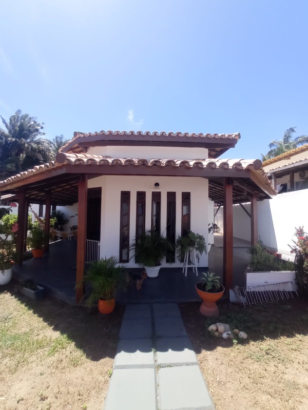 Casa à venda e aluguel com 3 quartos - Foto 1