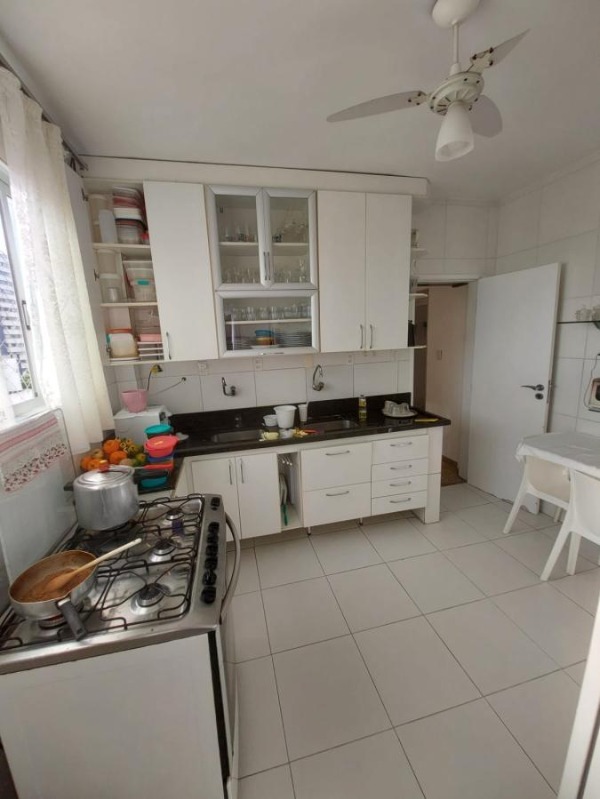 Apartamento à venda com 3 quartos, 156m² - Foto 12