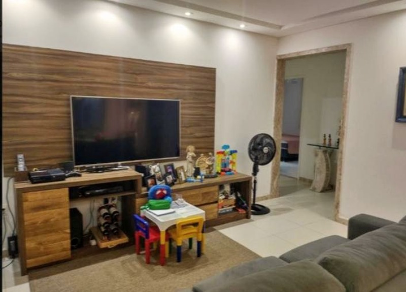 Apartamento à venda com 3 quartos, 136m² - Foto 3