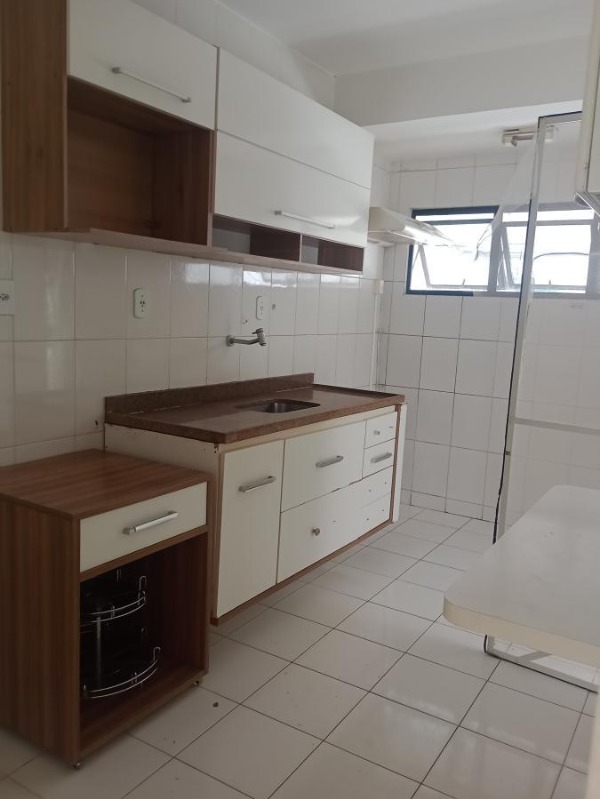 Casa para alugar com 4 quartos, 130m² - Foto 11