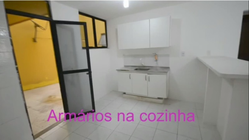 Casa à venda com 3 quartos, 110m² - Foto 13