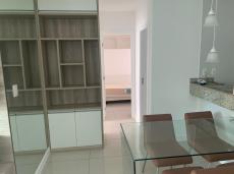 Apartamento à venda com 2 quartos, 66m² - Foto 2