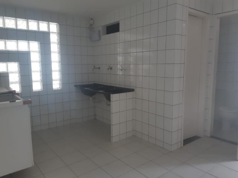 Casa à venda com 4 quartos, 450m² - Foto 13