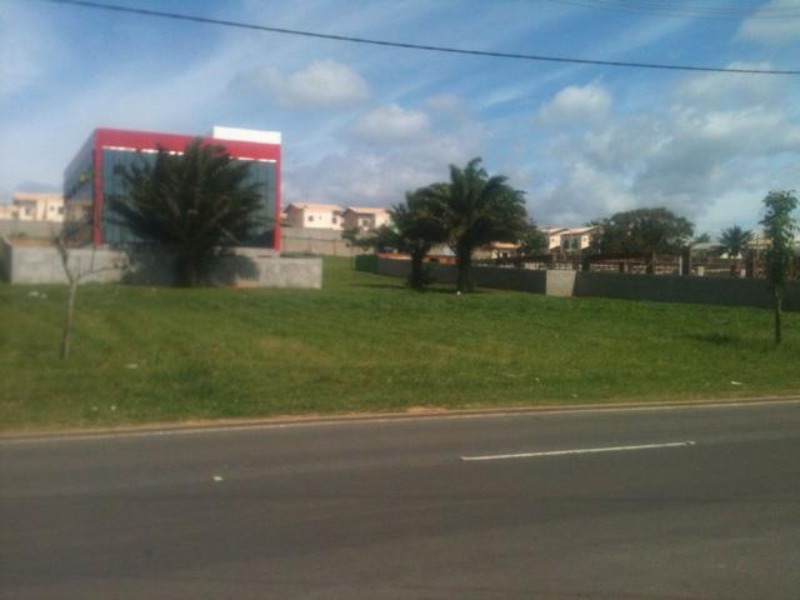 Loteamento e Condomínio à venda e aluguel, 700m² - Foto 2