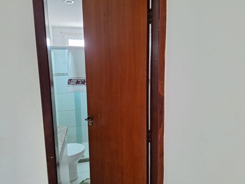 Apartamento à venda com 2 quartos, 70m² - Foto 27