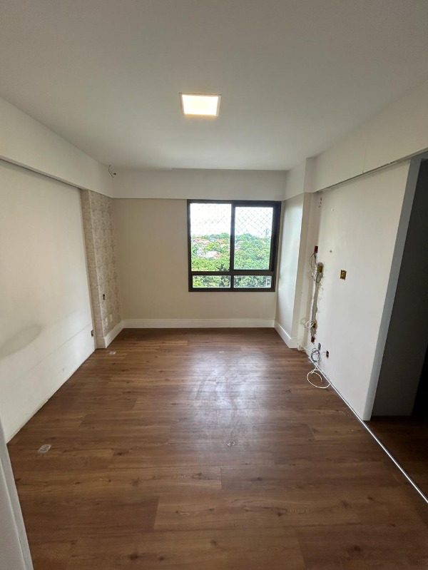 Apartamento à venda com 4 quartos, 171m² - Foto 10