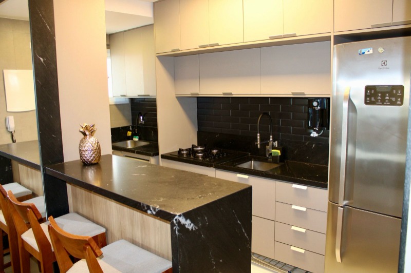 Apartamento à venda com 3 quartos, 107m² - Foto 13