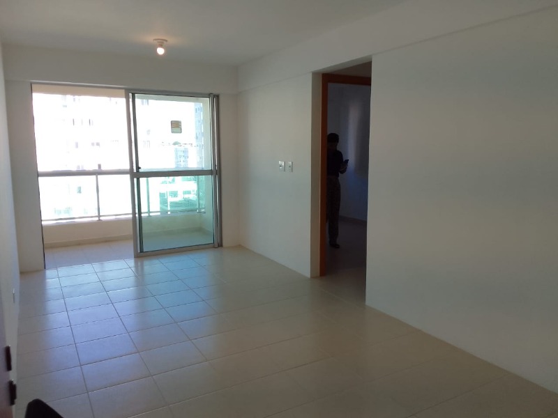 Apartamento para alugar com 2 quartos, 65m² - Foto 2