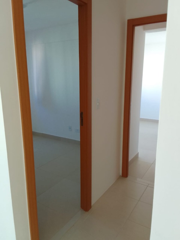 Apartamento para alugar com 2 quartos, 65m² - Foto 11