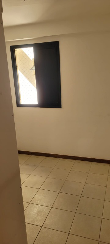 Apartamento para alugar com 3 quartos, 76m² - Foto 8