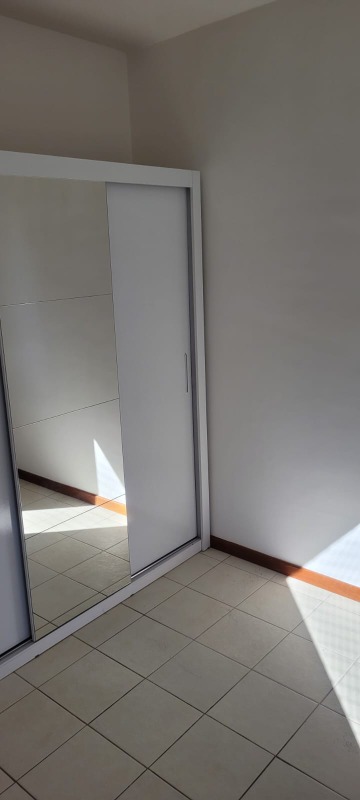 Apartamento para alugar com 3 quartos, 76m² - Foto 9