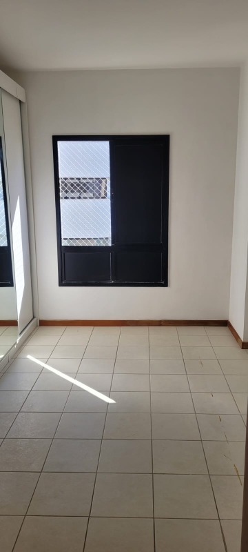 Apartamento para alugar com 3 quartos, 76m² - Foto 11