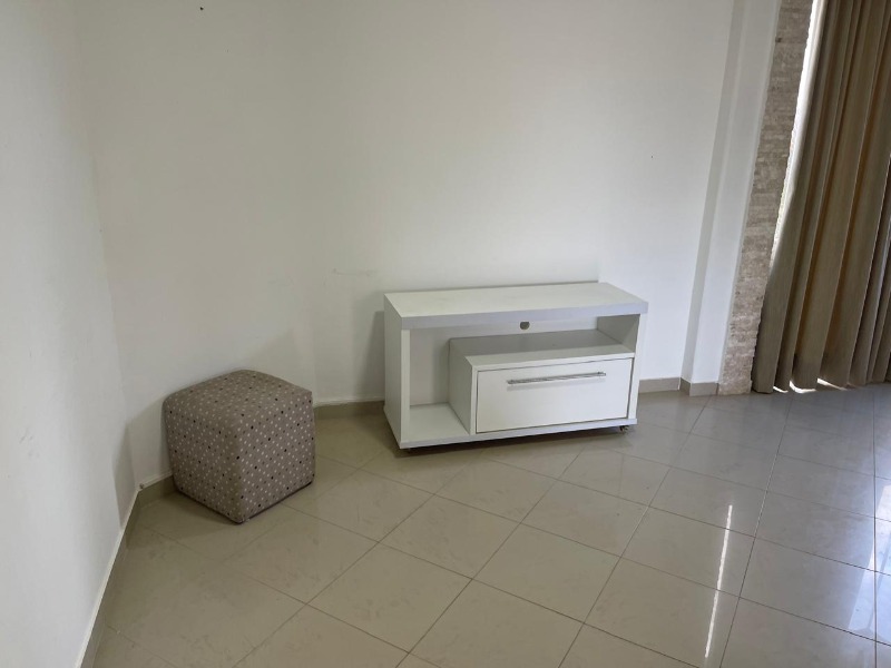 Apartamento para alugar com 1 quarto, 65m² - Foto 2