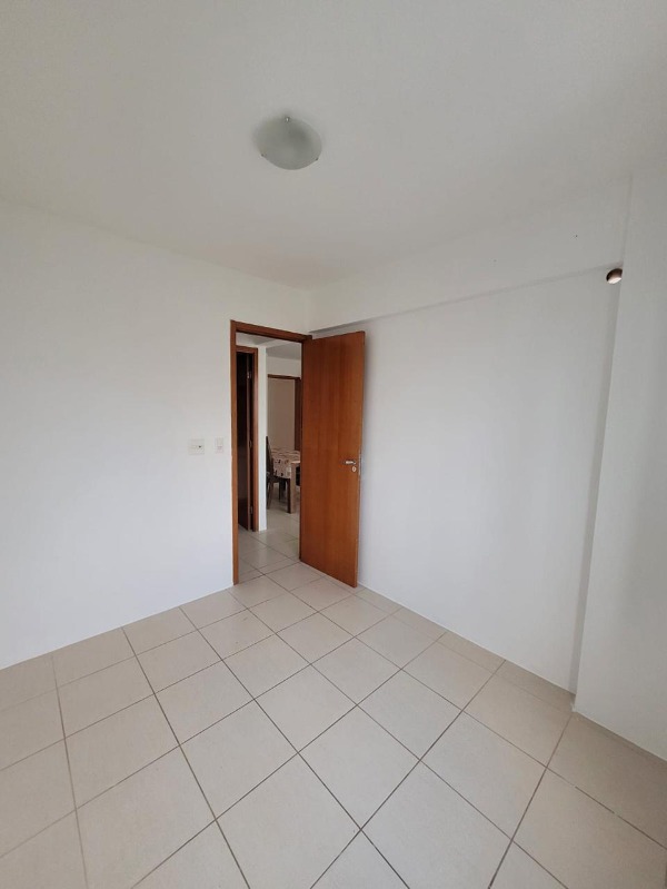 Apartamento para alugar com 2 quartos, 70m² - Foto 13