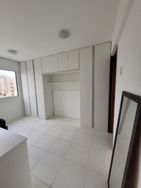 Apartamento para alugar com 2 quartos, 70m² - Foto 8